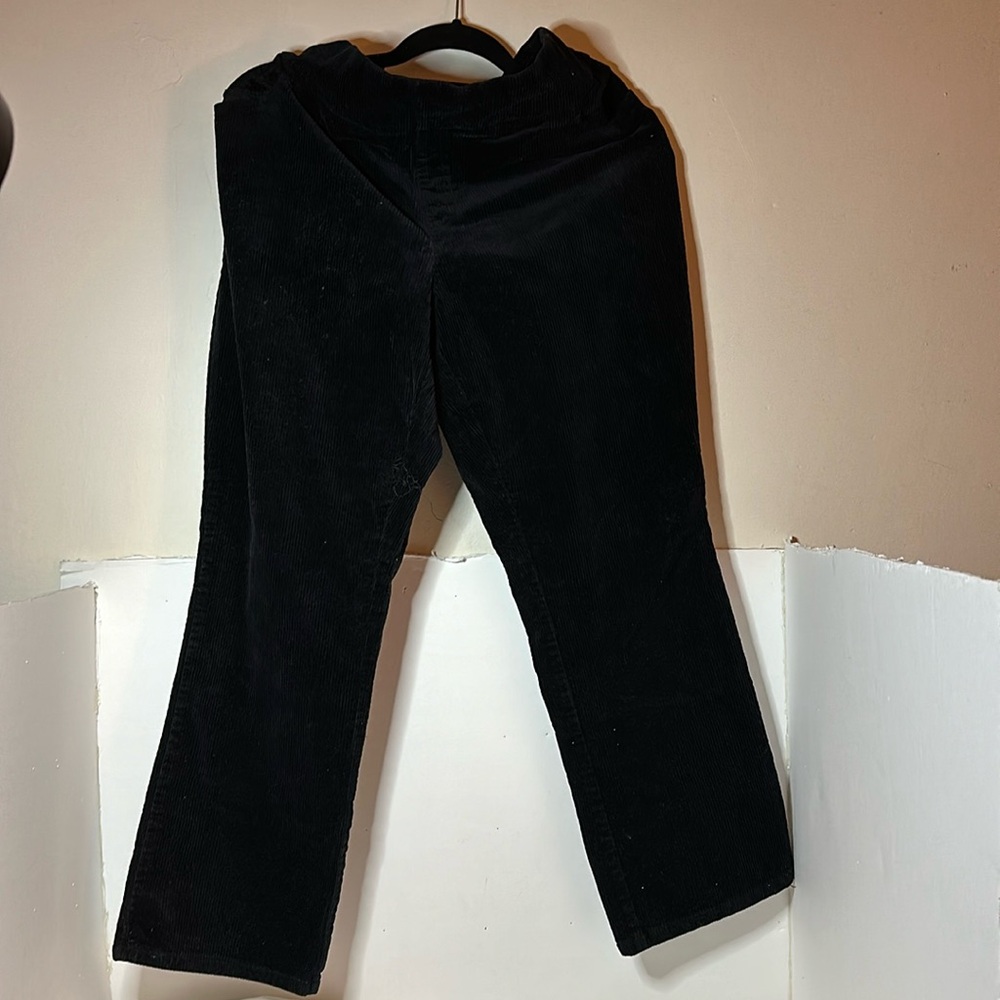 D&CO women’s size 18 black corduroy plenty of stretch pull up for pockets